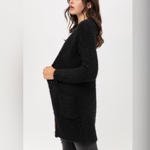Black Soft & Fuzzy Long Cardigan w/ Pocket Detail - Picture 2 of 5